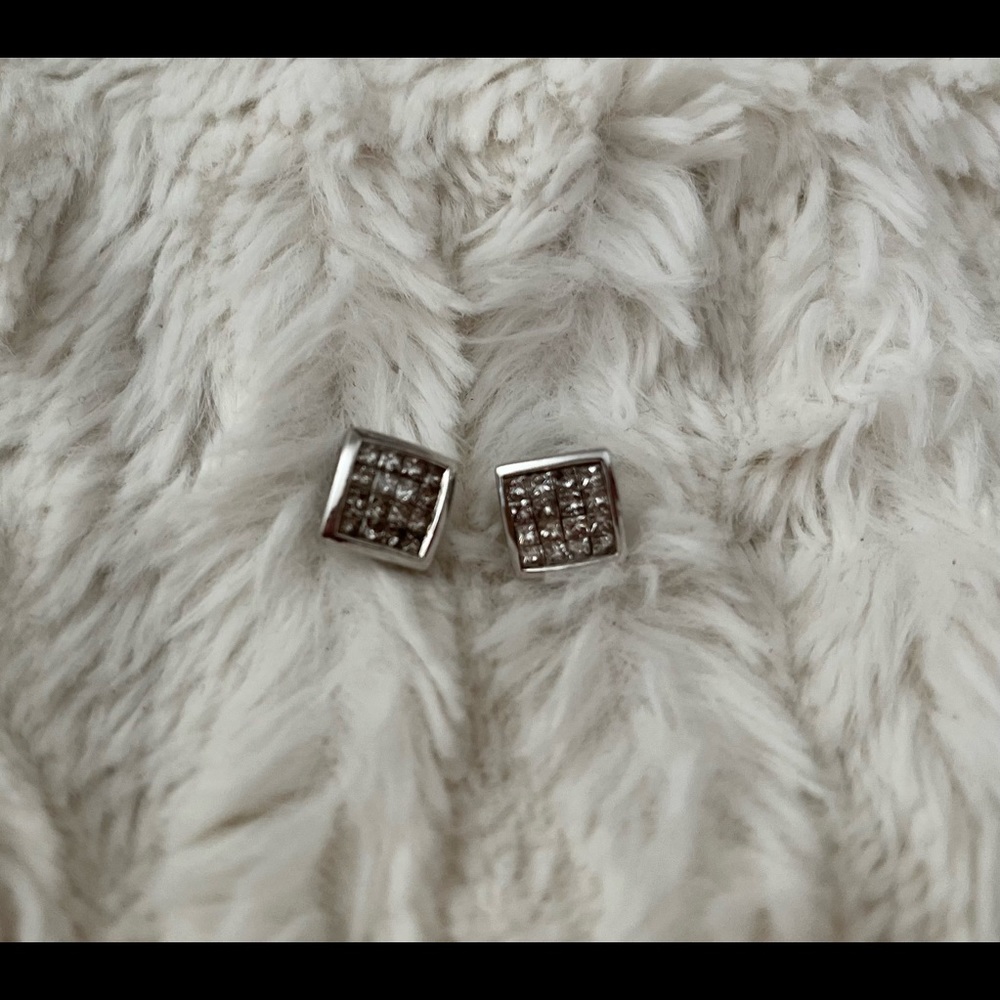 Diamond Earrings with screw backs